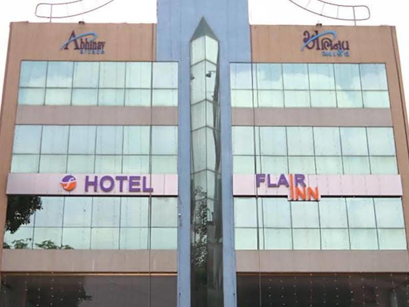 Hotel Flair Inn 아흐메다바드 외부 사진