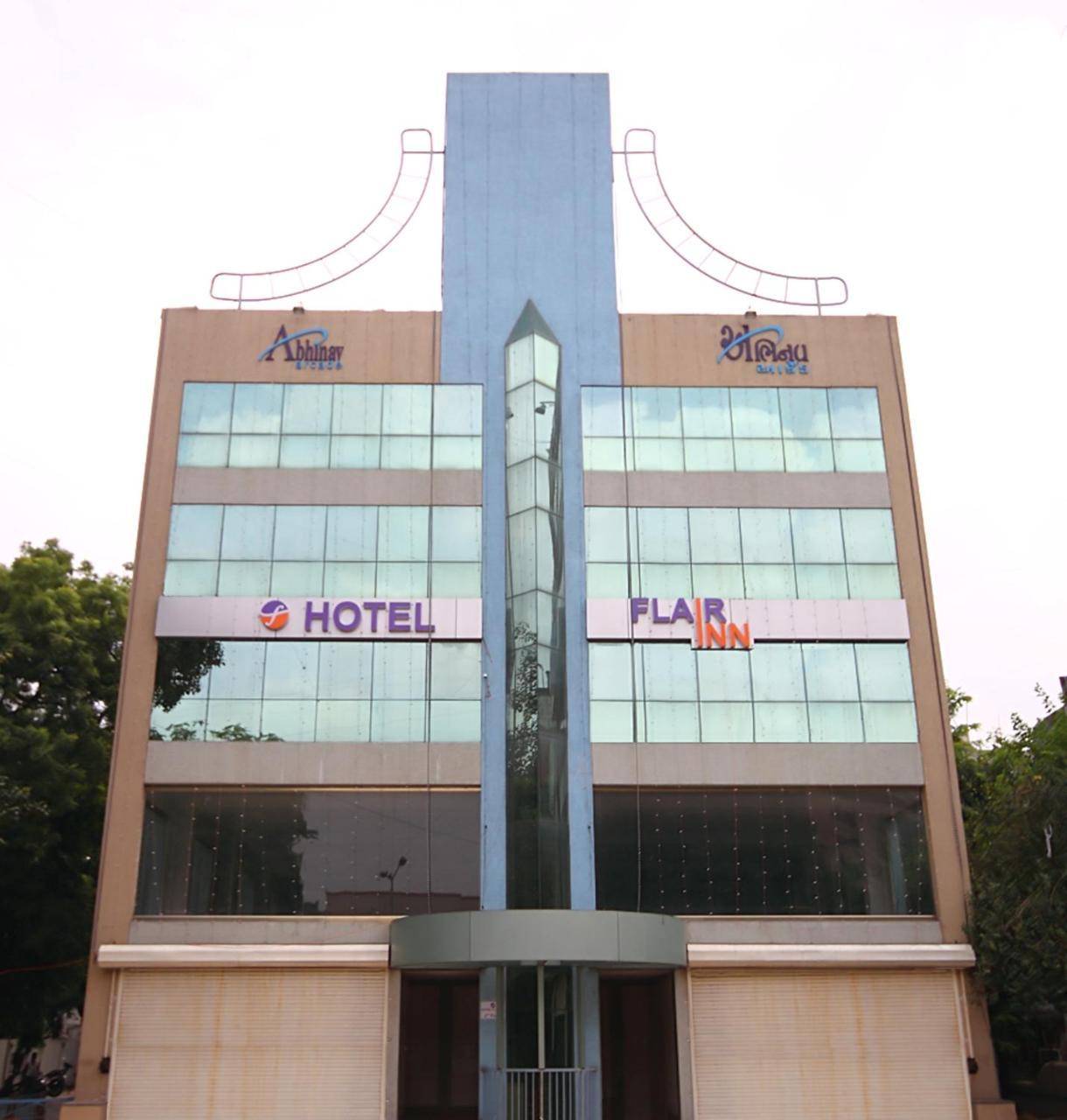 Hotel Flair Inn 아흐메다바드 외부 사진